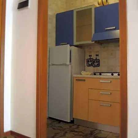 Otel Spacious Flat Near Pluto 3*